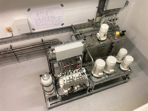 Replacement hydraulic systems "Goereese Sluis"